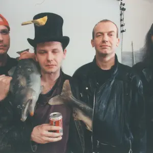 MCH BAND, 1. polovina 90. let