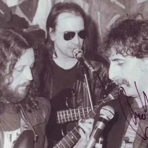 JIŘÍ KÁBA KABEŠ, MEJLA HLAVSA, FRANK ZAPPA - session se Zappou (podpis na foto).