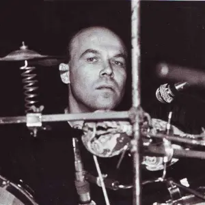 JAN BRABEC, Z jedné strany na druhou, Plastic People, Domácí kapela.